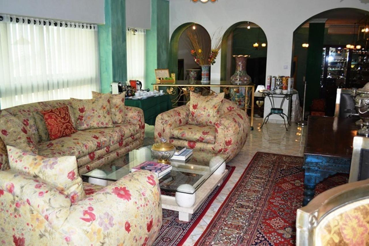 Palacio Domain - Stylish European Luxury Boutique Hotel 萨法德 外观 照片