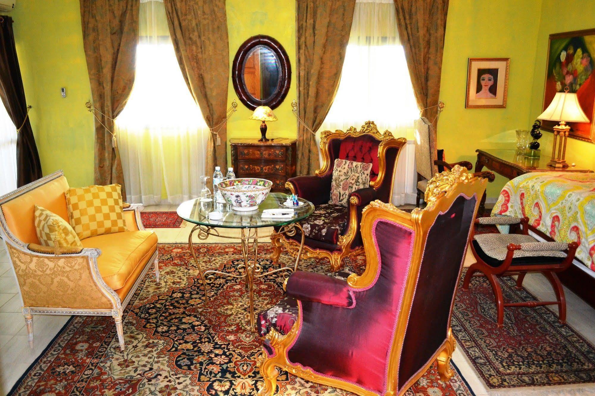 Palacio Domain - Stylish European Luxury Boutique Hotel 萨法德 外观 照片