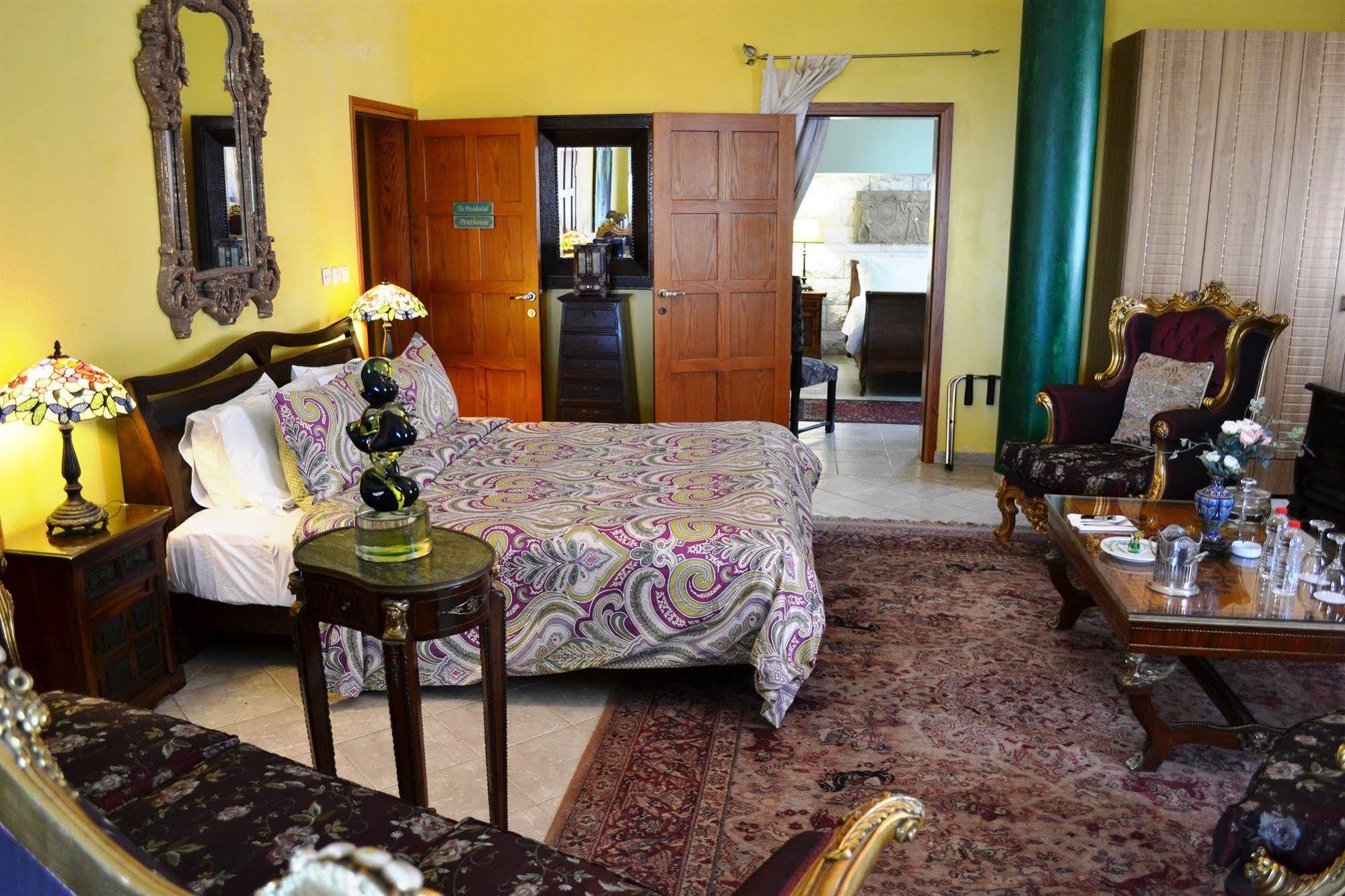 Palacio Domain - Stylish European Luxury Boutique Hotel 萨法德 外观 照片