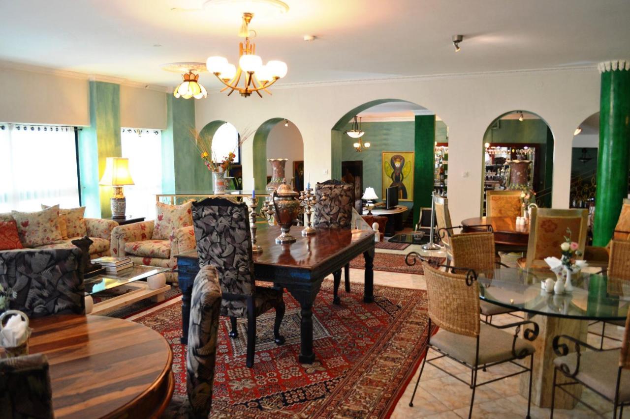Palacio Domain - Stylish European Luxury Boutique Hotel 萨法德 外观 照片