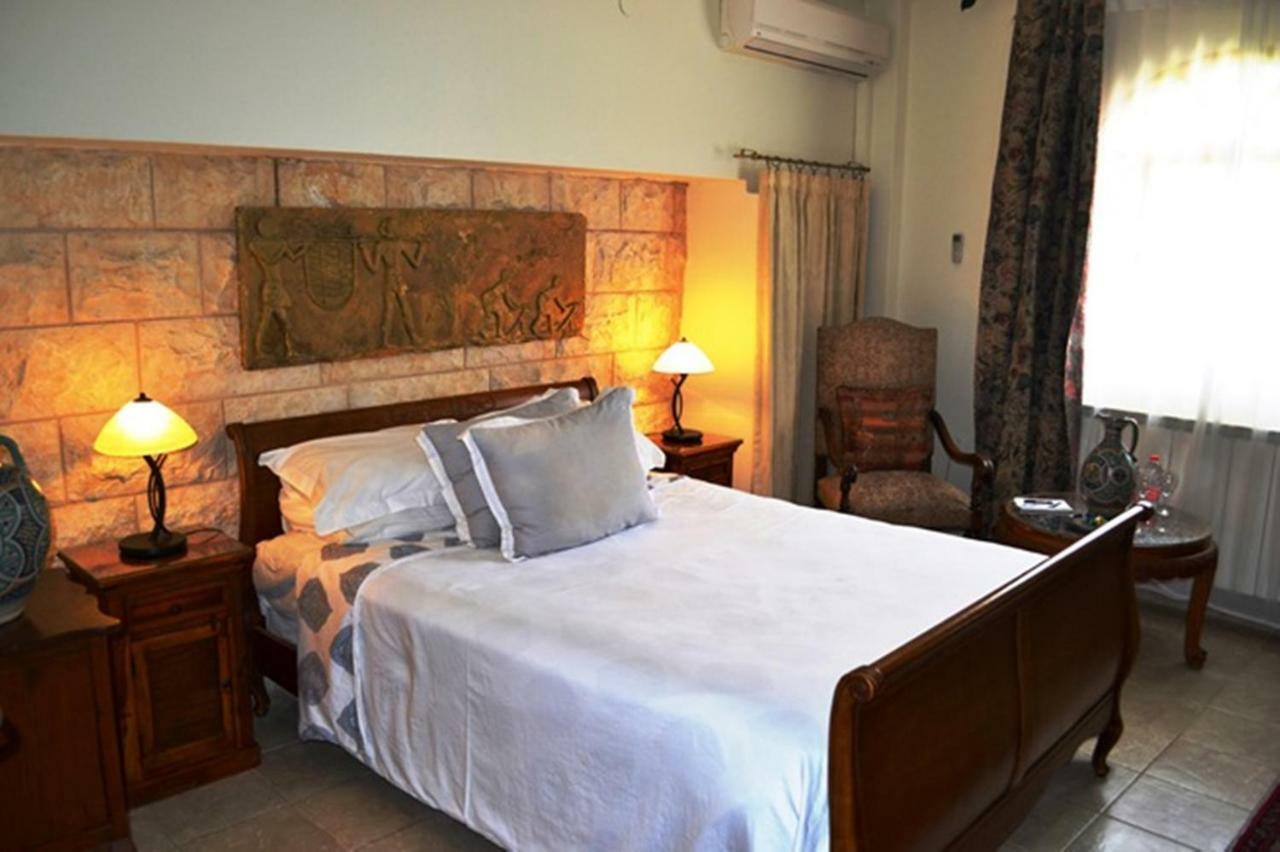 Palacio Domain - Stylish European Luxury Boutique Hotel 萨法德 外观 照片